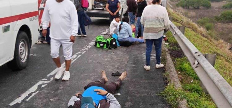 5 MUERTOS Y 31 HERIDOS 5 MUERTOS Y 31 HERIDOS