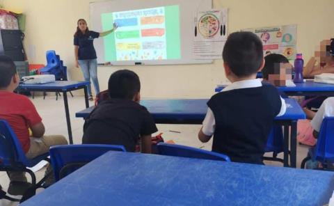 IMPARTIERON TALLER  SOBRE EL RECICLAJE

