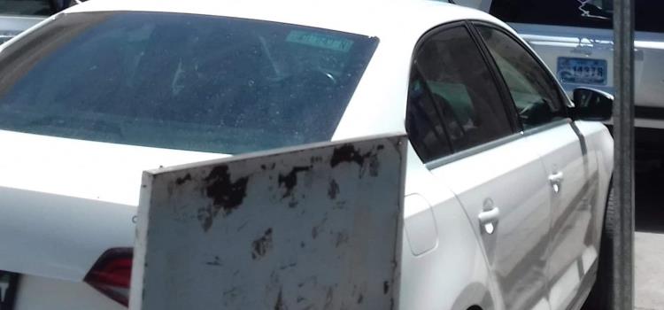 Piden retirar losobjetos estorbo Piden retirar losobjetos estorbo