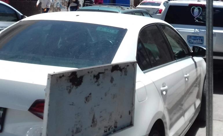 Piden retirar losobjetos estorbo