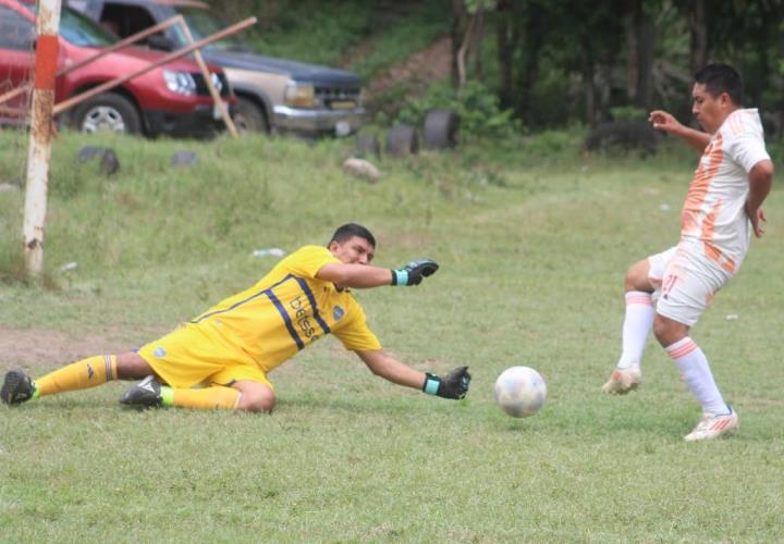 San Miguel dio cuenta de Unkaj Papelería 2-0