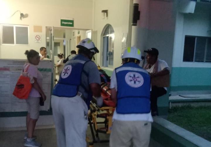 Cayó de azotea: hombre sufre fracturas