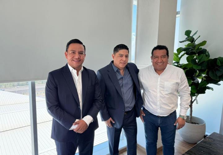 Reconocen respaldo de Ricardo Gallardo para tamazunchalenses 