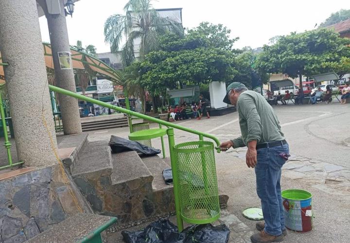 Dan continuidad al mantenimiento de espacios públicos 