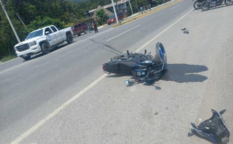 Jovencita herida en accidente vial