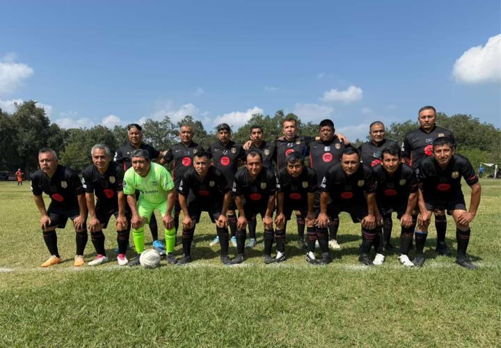 Huayal vs. Ref. Boulevard estelar y otros 5 juegos en futbol Diamante