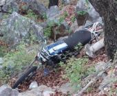 MOTOCICLISTA AL BARRANCO