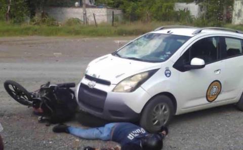 Herido en choque joven motociclista