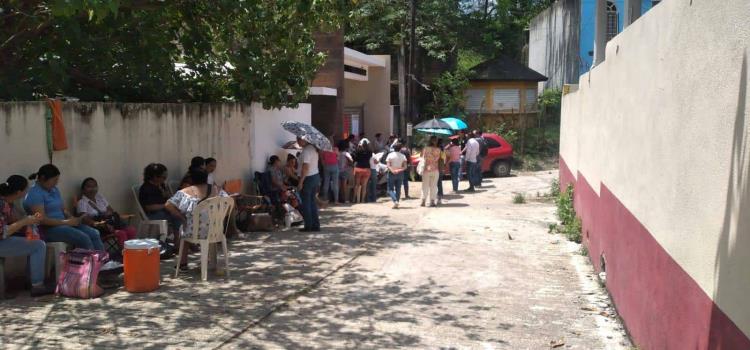 Protesta dejó sin clases a alumnos Protesta dejó sin clases a alumnos