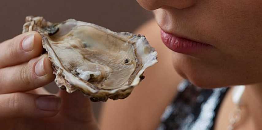 Piden no consumir mariscos crudos 