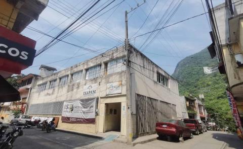 Saturado el servicio de expedición de actas