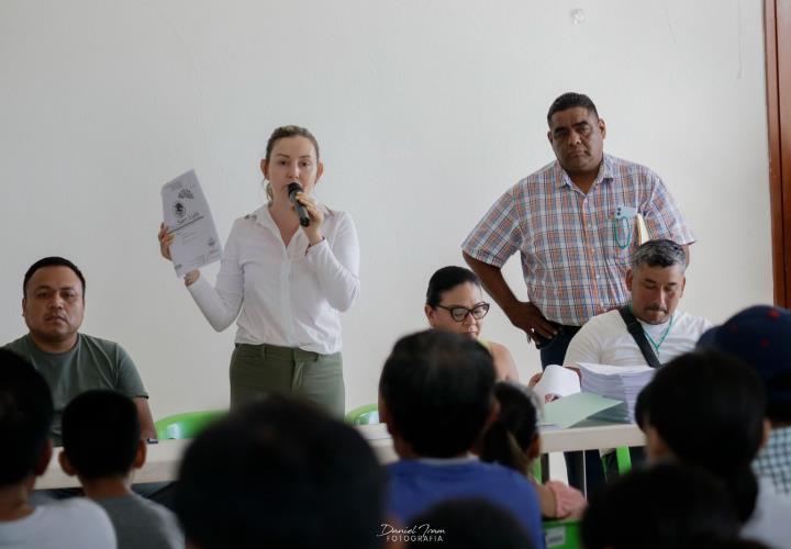Impulsa ayuntamiento venta responsable de alcohol con entrega de permisos