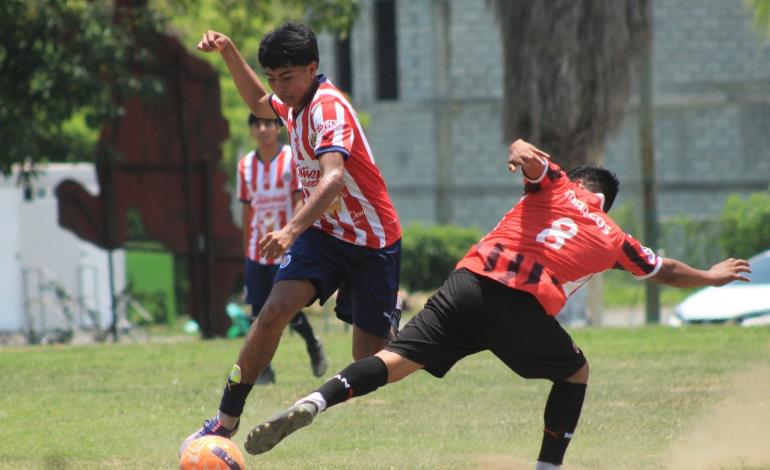 Clínica Dental Smart Dent y Rayos FC a final de fut 7
