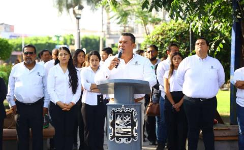 Arnulfo instó a trabajar con compromiso y participación
