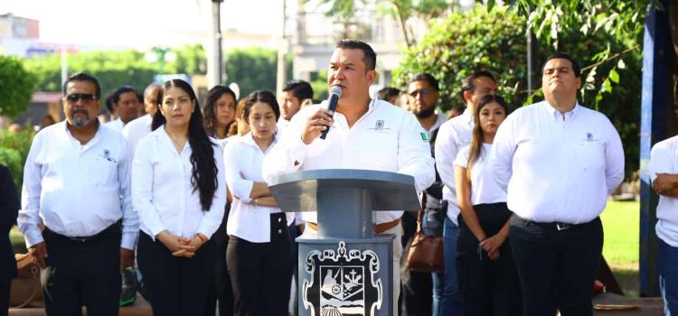 Arnulfo instó a trabajar con compromiso y participación Arnulfo instó a trabajar con compromiso y participación
