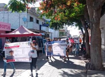 Buscan a un joven