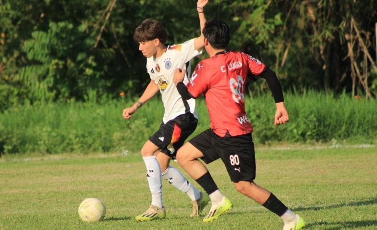 "Apoyen a sus hijos": destacó goleador Juan A. Jonguitud C.