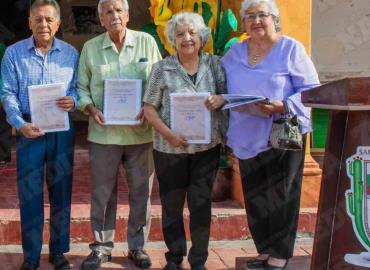 Recibieron trabajos del concurso "Las Albercas"