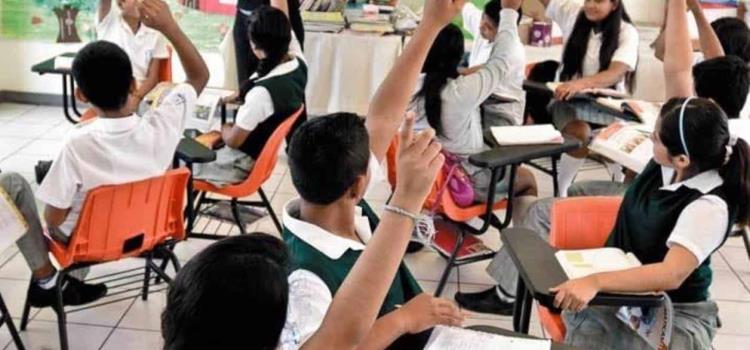 Aplican ajuste a jornada escolar Aplican ajuste a jornada escolar
