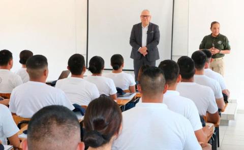 Rigor y compromiso  en formación policial
