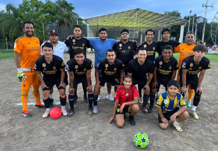 Finalísimas de futbol rápido en la UDETA este viernes
