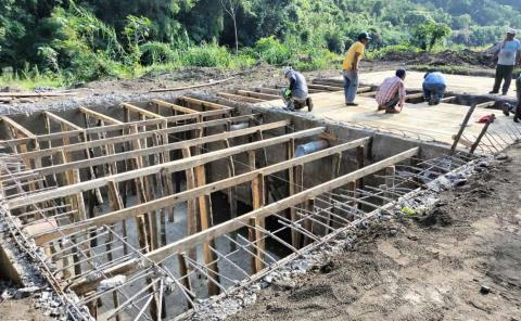 Avanza obra de fosa séptica en Santa María