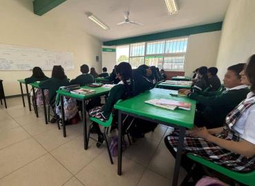 Reducen horario en planteles educativos