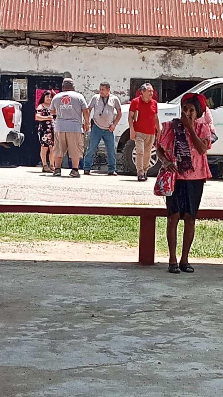Acusan a Eligio por usurpación de puesto Acusan a Eligio por usurpación de puesto