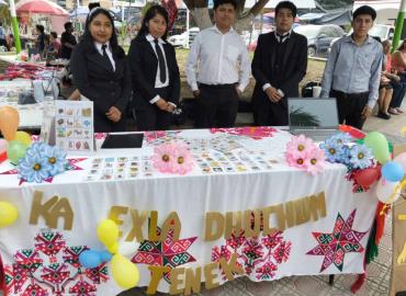 Universitarios exponen proyectos en la Plaza