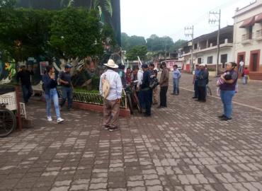 Molestia en comunidades rurales por atraso en arranque de obras