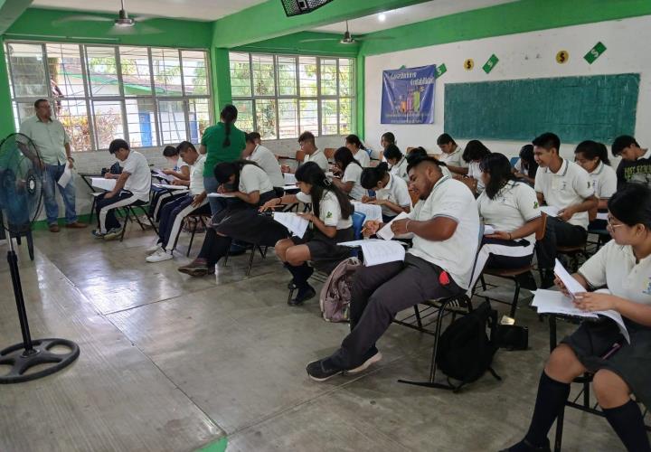Loros del Cobach 21, listos para competir