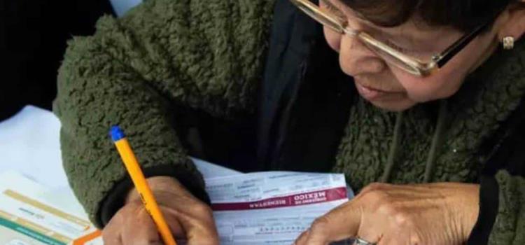 Continúa afiliación de adultos mayores 