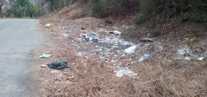 Sin estrategia ni recolección, crece tiradero en Tampacán