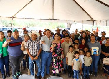 Autoridades municipales visitaron ejido El Coyote 