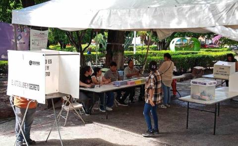 NO VOTARON