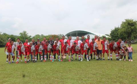 Tamazunchale-Tampacán campeón en encuentros deportivos estatales

