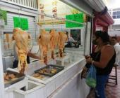 Al alza los precios  de pollo y jitomate