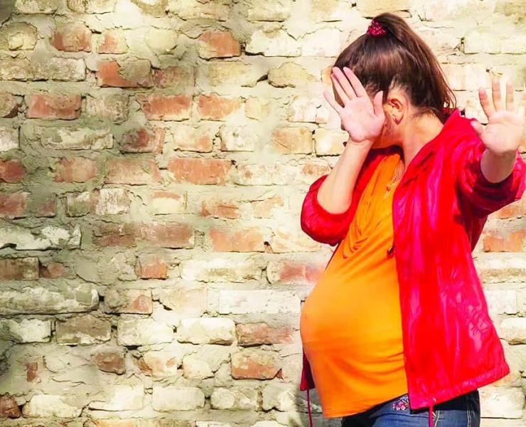 Torturaron a embarazada      
