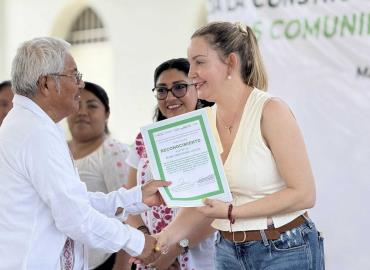 Reconocen a la presidenta por su apoyo a comunidades 