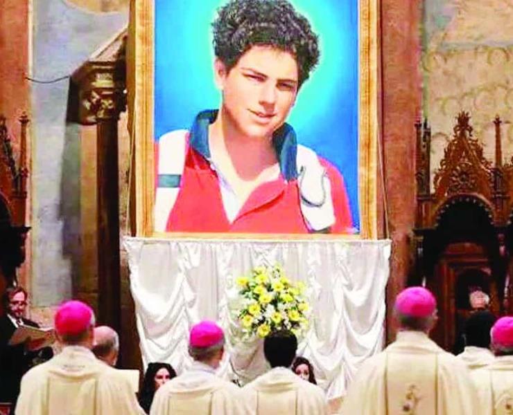 Habrá santo  millenial     
