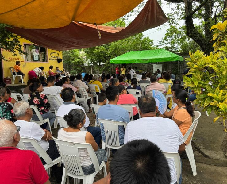 Homenajearon a padres fallecidos en cementerios