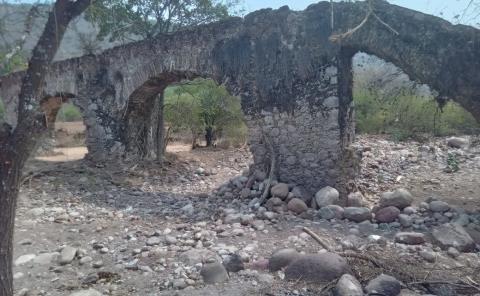 INAH debería rescatar  haciendas y acueductos
