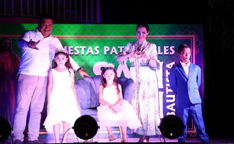 
Arnulfo y Karina  invitados de honor
