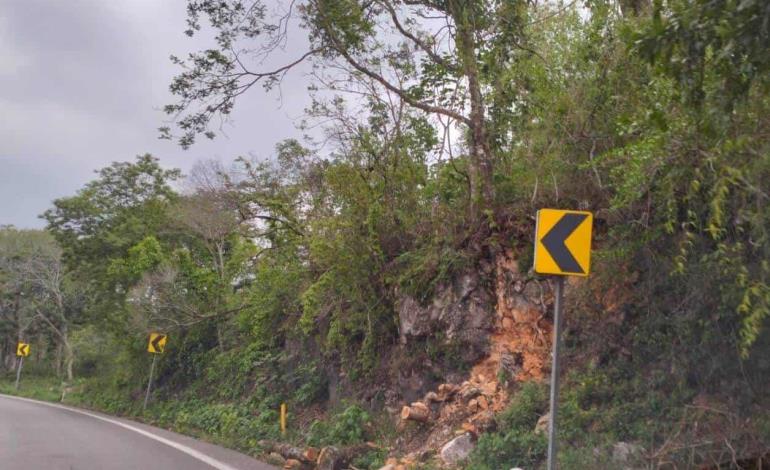 Derrumbes en la Valles Rioverde