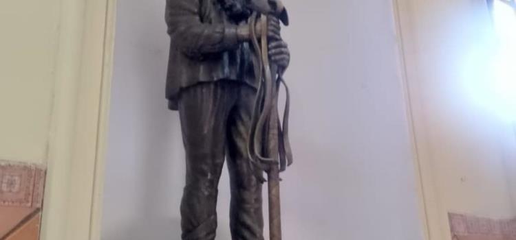 Estatua del Gobernador Huasteco "sin difusión" Estatua del Gobernador Huasteco "sin difusión"