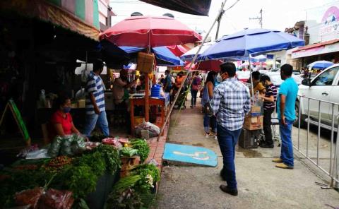 Ambulantaje daña al comercio formal 

