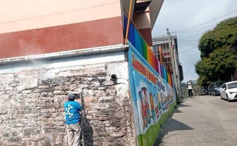 Pintan mural en la avenida "Gonzalo Santos"