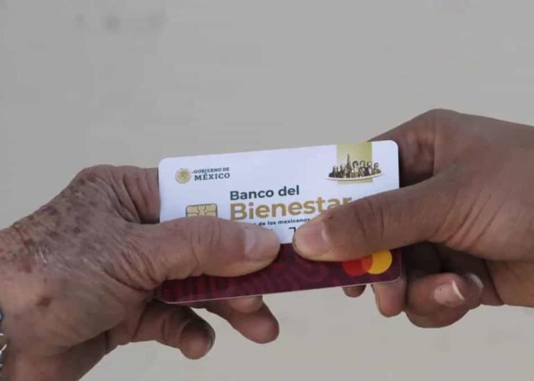 Falsas tarjetas  del "Bienestar"
