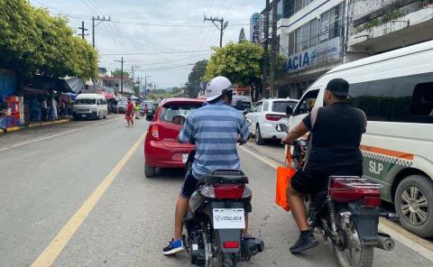 Motociclistas desobedecen la autoridad; habrá multas
