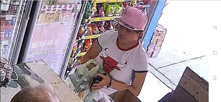 ALERTAN CONTRA  UNA ESTAFADORA
